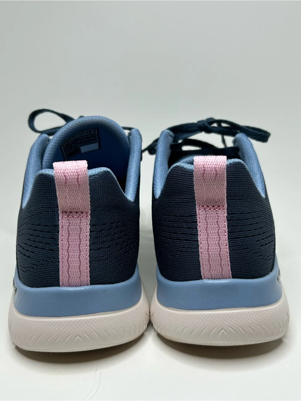 Skechers Arch Fit Blue & Pink Athletic Running Casual Sneaker Size 8.5